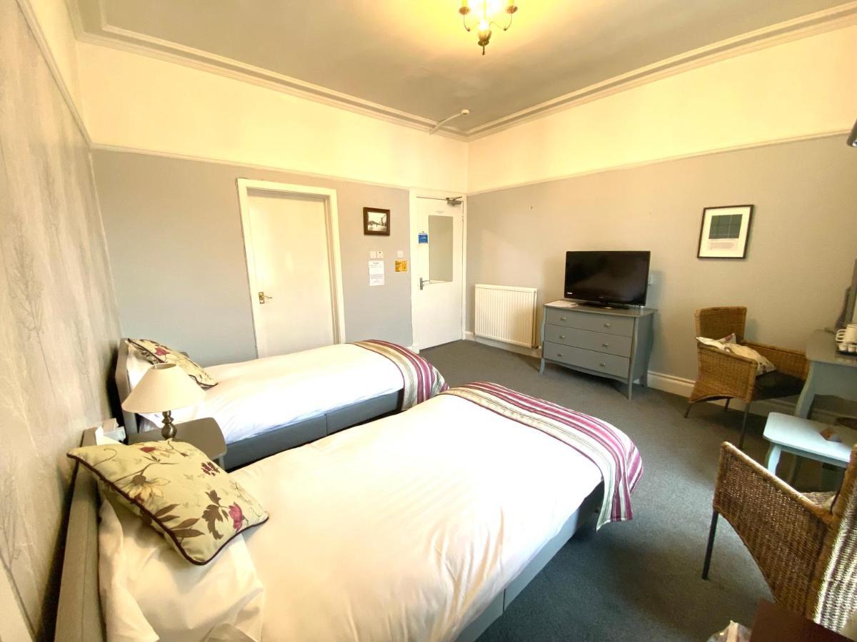 The County Hotel - Self Check-In, Ultra Fast Wi-Fi, Free Parking, Central Location Selkirk Exteriér fotografie