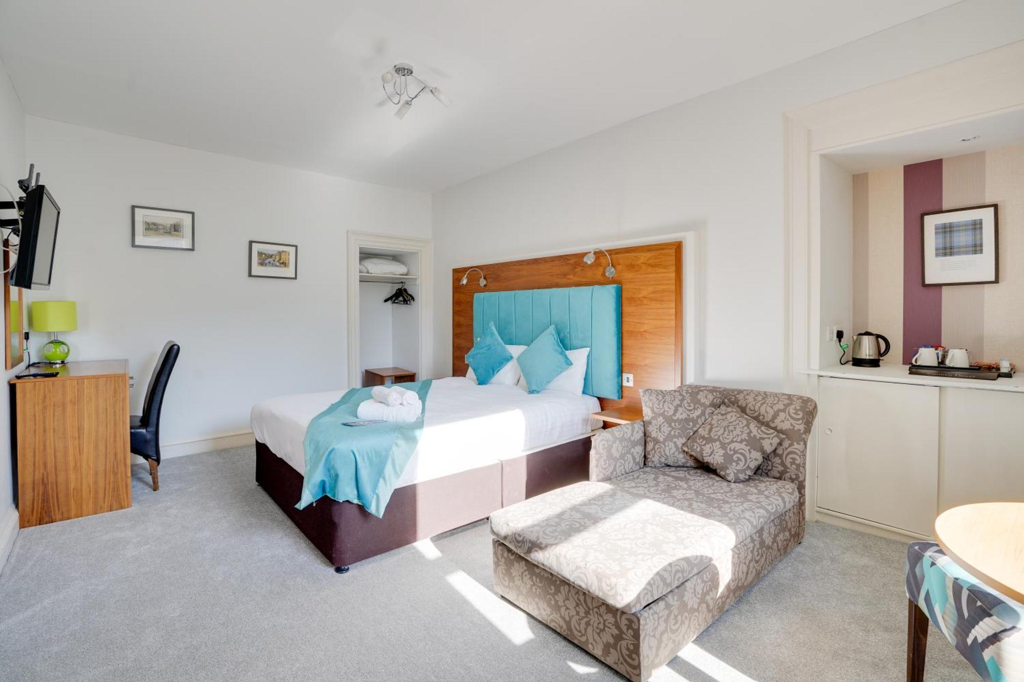 The County Hotel - Self Check-In, Ultra Fast Wi-Fi, Free Parking, Central Location Selkirk Exteriér fotografie