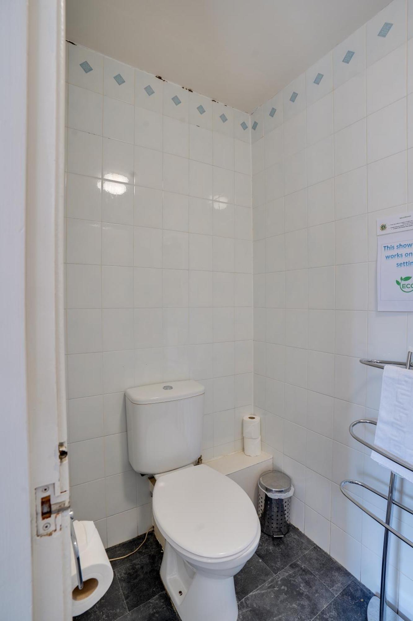 The County Hotel - Self Check-In, Ultra Fast Wi-Fi, Free Parking, Central Location Selkirk Exteriér fotografie