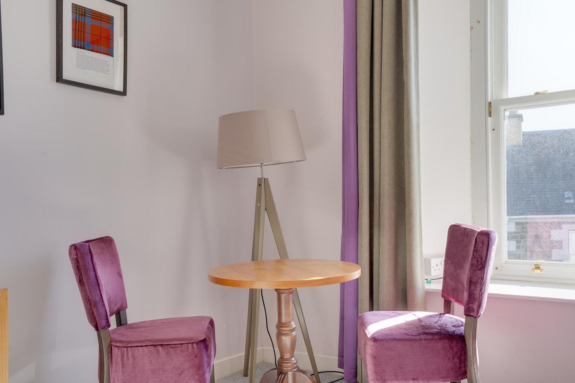 The County Hotel - Self Check-In, Ultra Fast Wi-Fi, Free Parking, Central Location Selkirk Exteriér fotografie